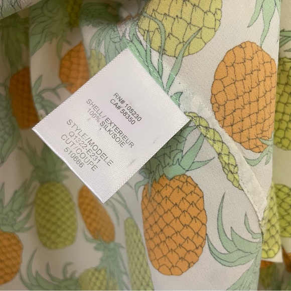 Equipment Button Up Pineapple Shirt, 100% silk, sz M - Picture 3 of 3